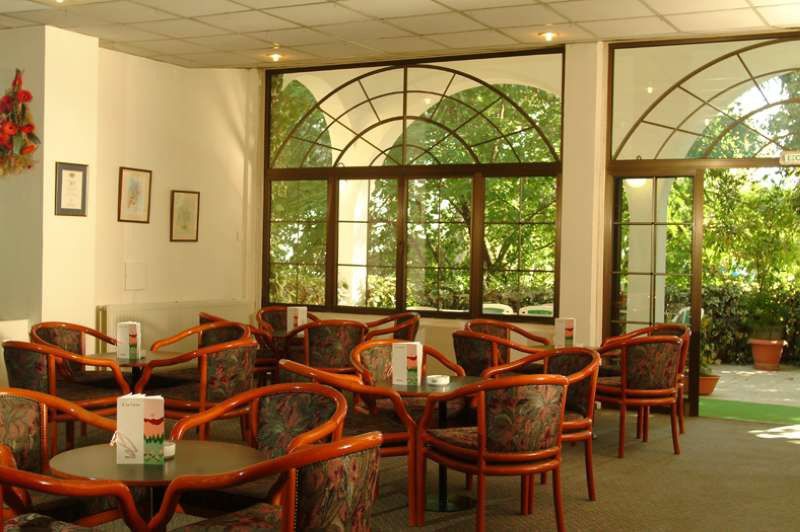 Pendeli Hotel Platres Buitenkant foto