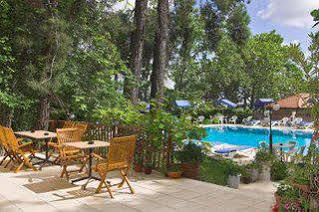 Pendeli Hotel Platres Buitenkant foto